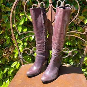 Purple leather, high heel boots size 36 made in Italy